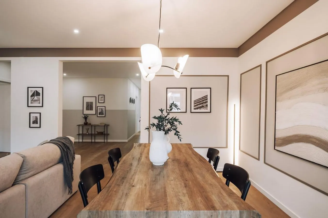 Ofir - 2 Bedrooms And Office In Alvalade Lisbona